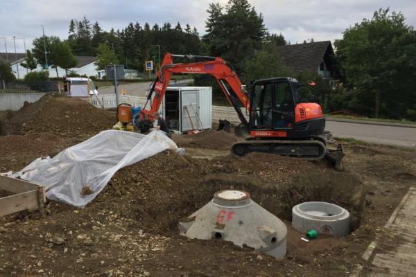 Versetzen Betonzisterne aus Beton mit Kontrollschacht für Hausentwässerung
